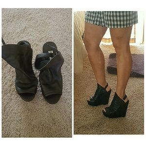 Steve Madden Wedges